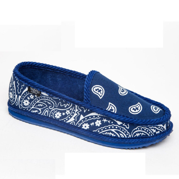 Trooper America Men's Bandana Print Slipper Shoe - Picture 2 of 6